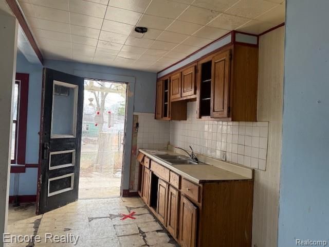 19300 Berg Road, Detroit, MI 48219