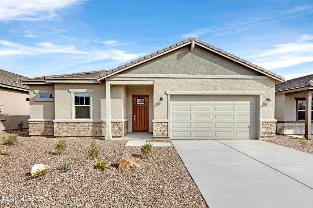 14760 N Blue Juniper Lane, Marana, AZ 85658