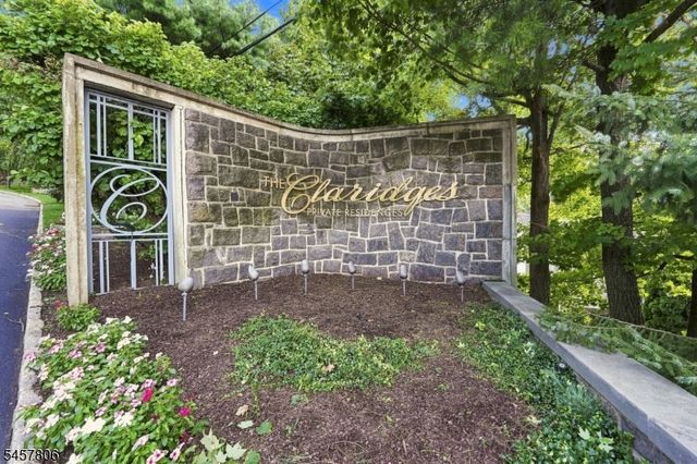 1 Claridge Dr 917, Verona Twp., NJ 07044