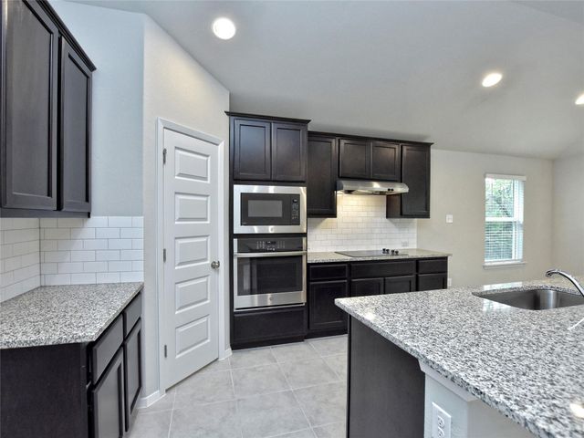 21310 Mount View DR, Lago Vista, TX 78645