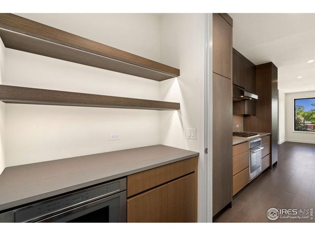 205 E 6th St 303, Loveland, CO 80537