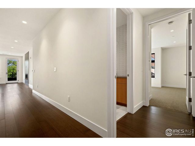 205 E 6th St 303, Loveland, CO 80537