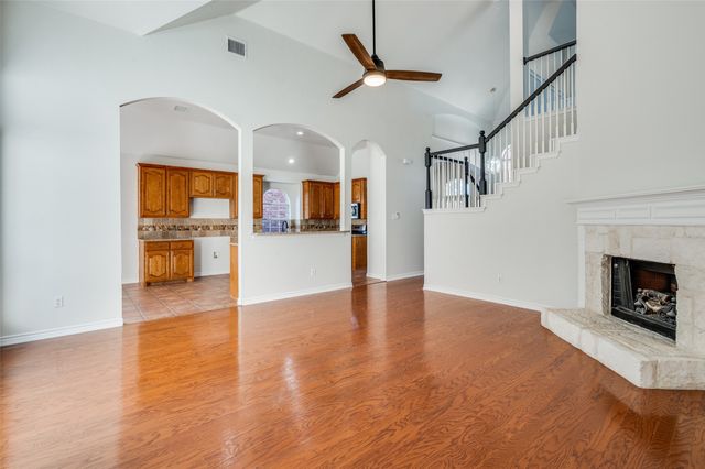 5012 Marineway Drive, Fort Worth, TX 76135