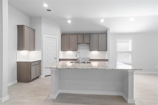 1715 Pecan Woods, Conroe, TX 77301