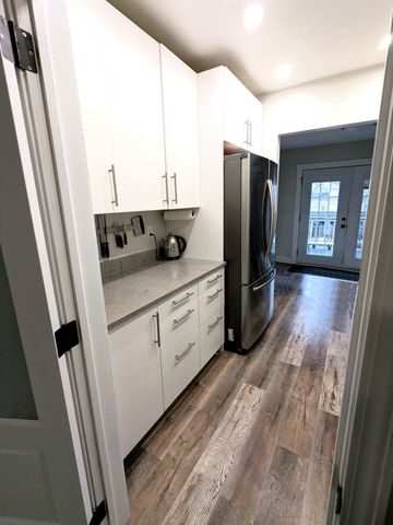 4635 Elizabeth Street, Wayne City, MI 48184