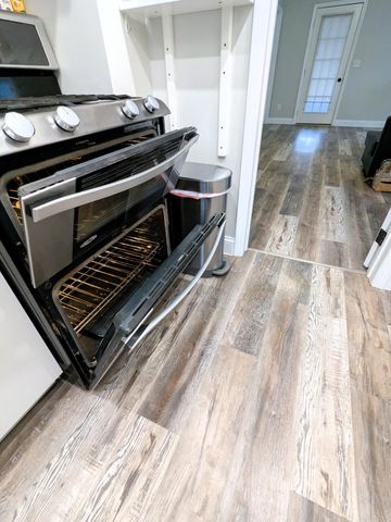 4635 Elizabeth Street, Wayne City, MI 48184