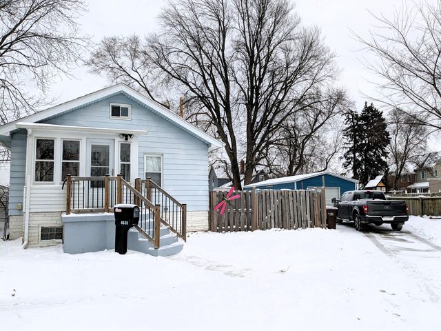 4635 Elizabeth Street, Wayne City, MI 48184