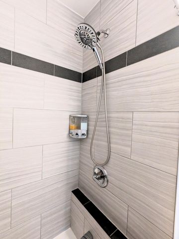 4635 Elizabeth Street, Wayne City, MI 48184