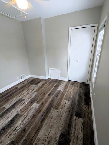 4635 Elizabeth Street, Wayne City, MI 48184