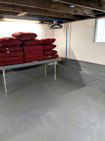 4635 Elizabeth Street, Wayne City, MI 48184