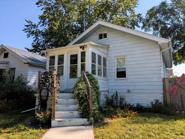 4635 Elizabeth Street, Wayne City, MI 48184