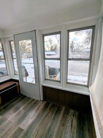 4635 Elizabeth Street, Wayne City, MI 48184