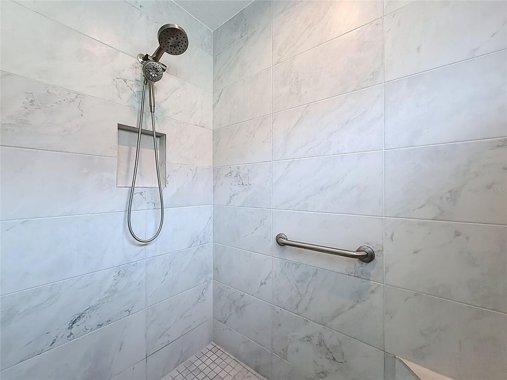 Image 36 of property listing at 1411 FRANKLIN COURT, The Villages, FL 32163