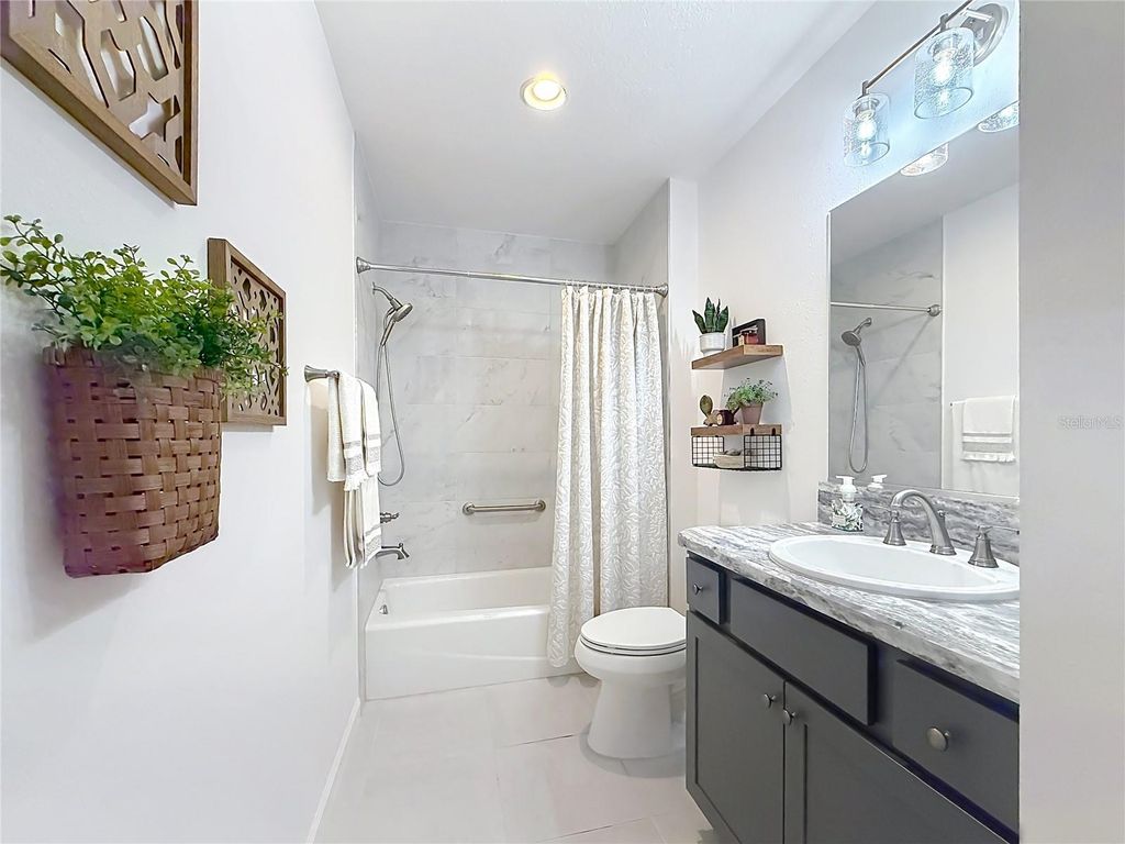 Image 41 of property listing at 1411 FRANKLIN COURT, The Villages, FL 32163