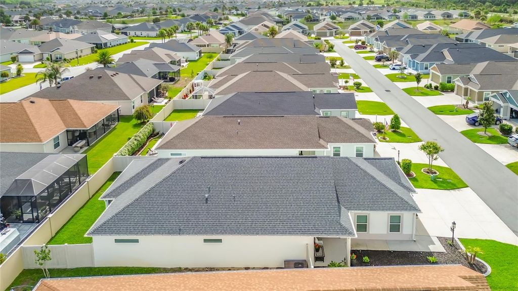 Image 55 of property listing at 1411 FRANKLIN COURT, The Villages, FL 32163