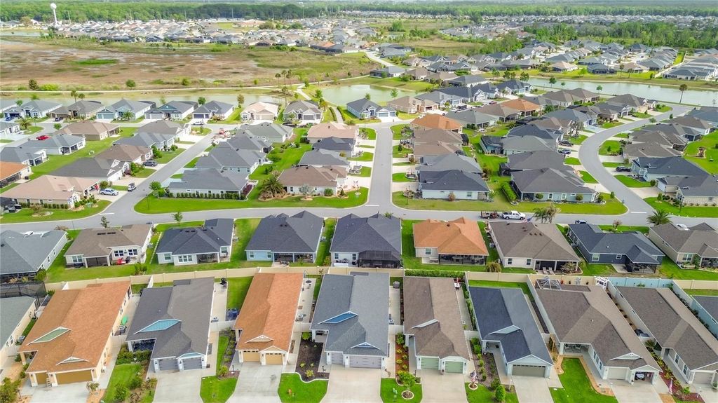 Image 59 of property listing at 1411 FRANKLIN COURT, The Villages, FL 32163