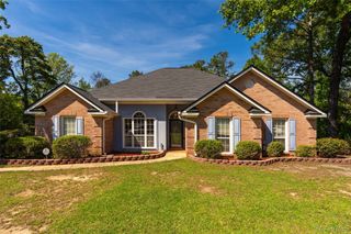1625 Northpointe Drive, Deatsville, AL 36022