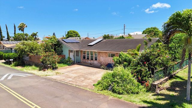 533 Pili Loko St, Paia, HI 96779