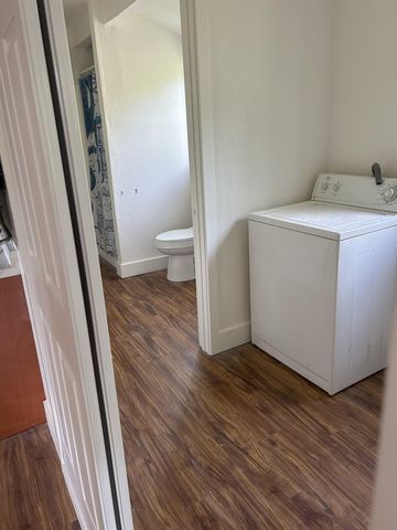 533 Pili Loko St, Paia, HI 96779