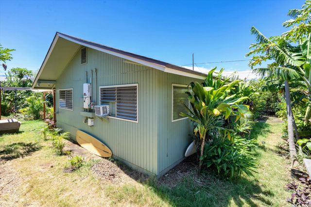 533 Pili Loko St, Paia, HI 96779