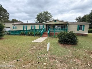 90 Alexander Lane, Clinton, NC 28328