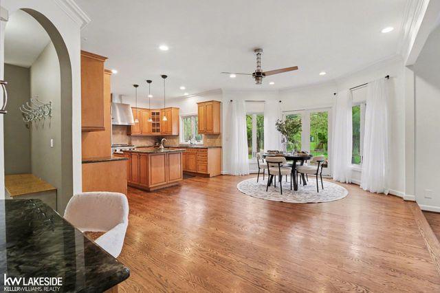 30515 Rushmore Circle, Franklin, MI 48025