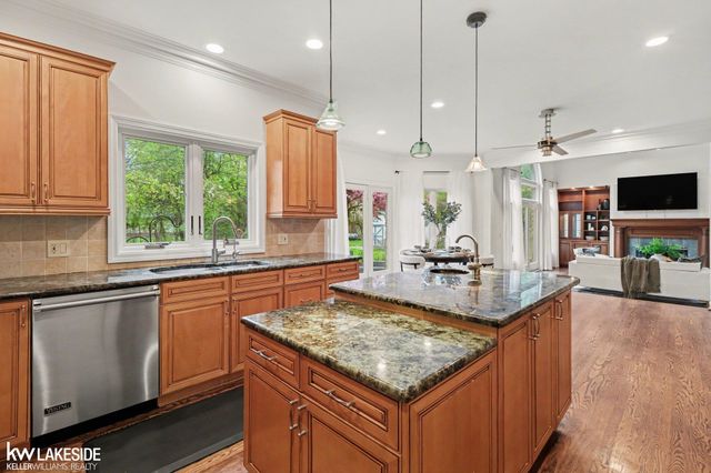 30515 Rushmore Circle, Franklin, MI 48025