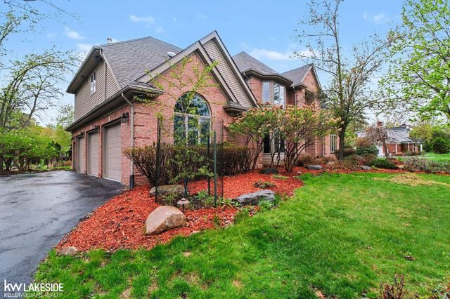 30515 Rushmore Circle, Franklin, MI 48025