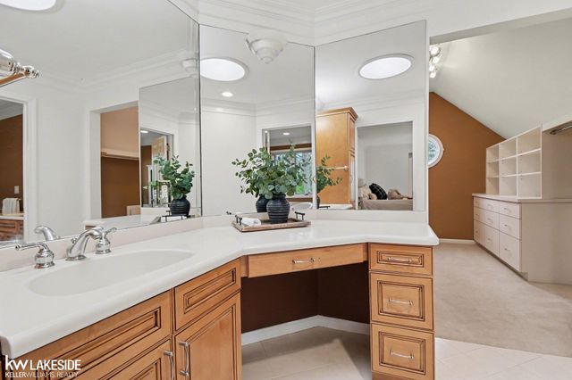30515 Rushmore Circle, Franklin, MI 48025