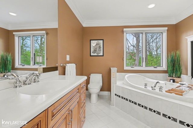 30515 Rushmore Circle, Franklin, MI 48025