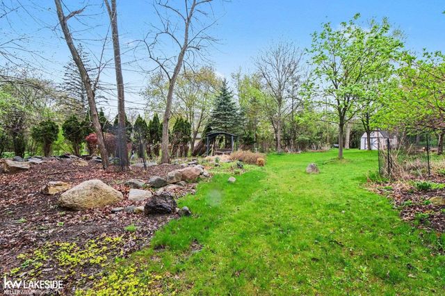30515 Rushmore Circle, Franklin, MI 48025