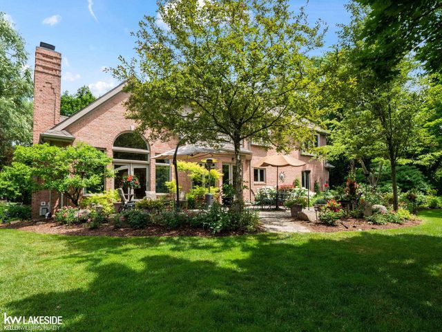 30515 Rushmore Circle, Franklin, MI 48025