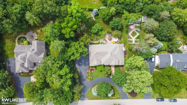 30515 Rushmore Circle, Franklin, MI 48025