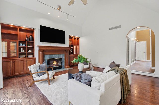 30515 Rushmore Circle, Franklin, MI 48025