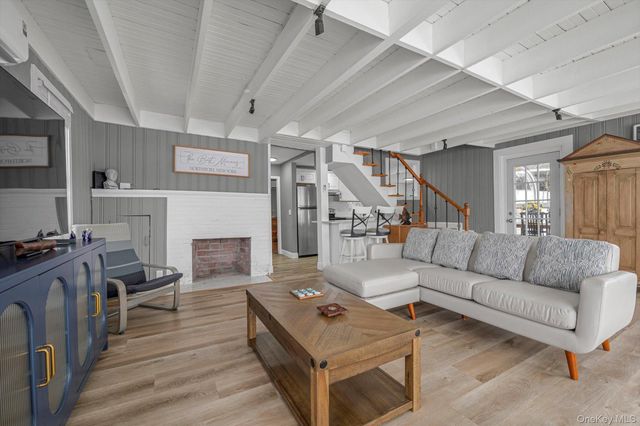 201 Woodbine Avenue, Northport, NY 11768