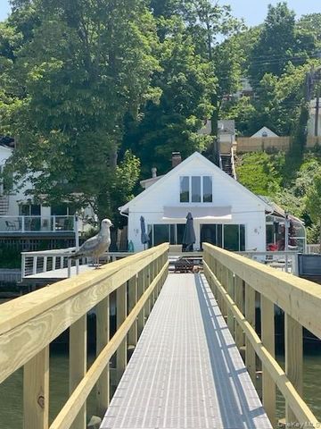 201 Woodbine Avenue, Northport, NY 11768