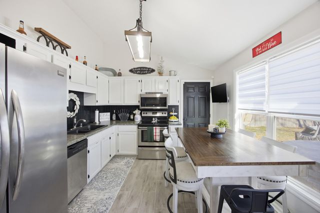 108 Southcreek Drive, Nicholasville, KY 40356