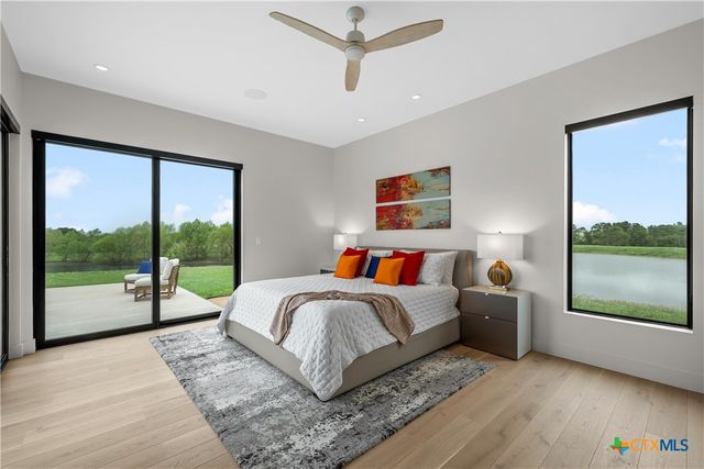 356 Bold Springs Court, West, TX 76691