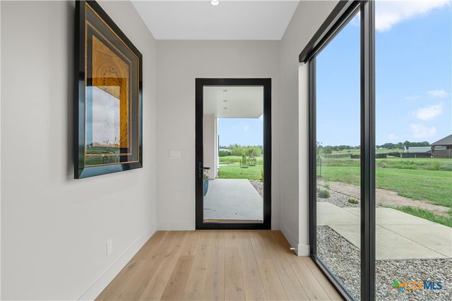 356 Bold Springs Court, West, TX 76691