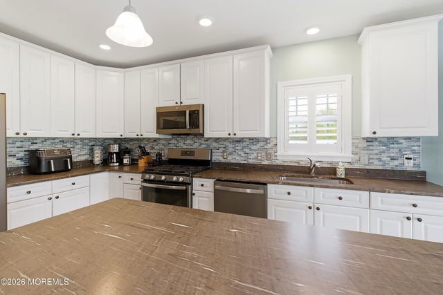 632 Drum Point Road, Brick, NJ 08723