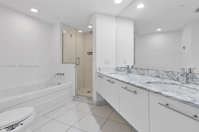 500 Brickell Ave 4101, Miami, FL 33131