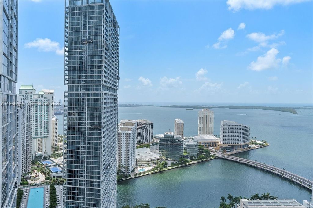 500 Brickell Ave 4101, Miami, FL 33131