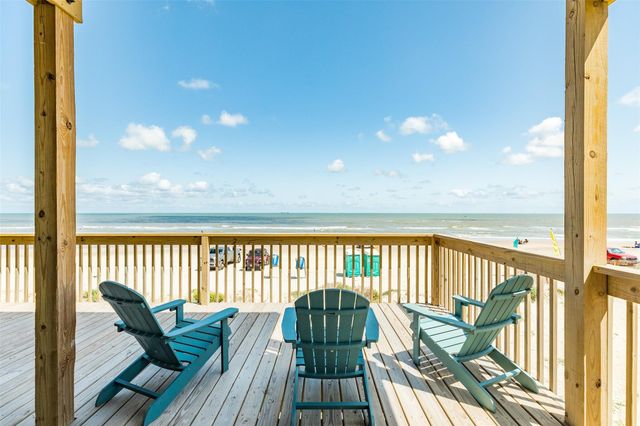 109 D Santar Loop, Surfside Beach, TX 77541