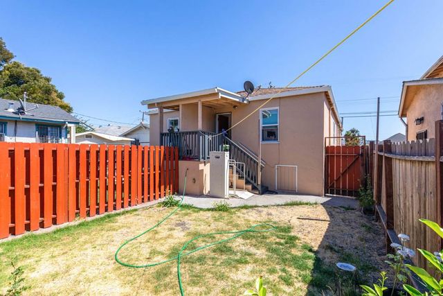 1821 74Th Ave, Oakland, CA 94621