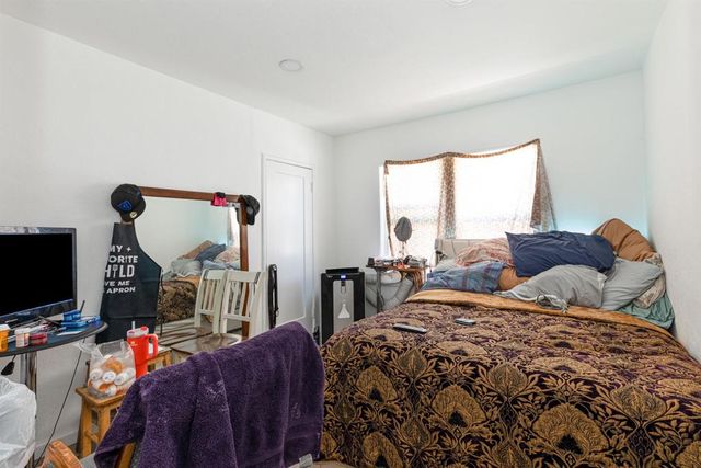 1821 74Th Ave, Oakland, CA 94621