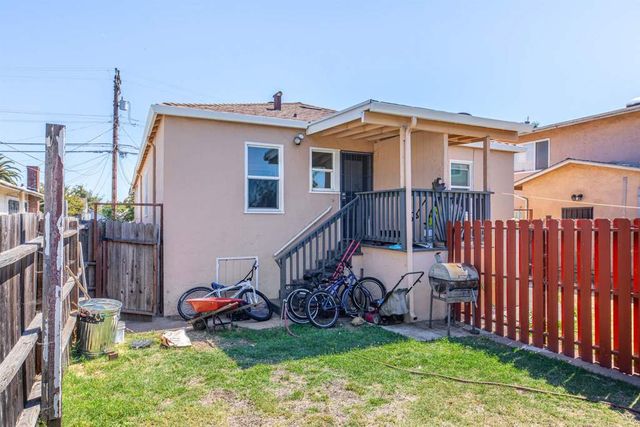 1821 74Th Ave, Oakland, CA 94621