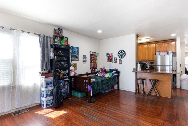 1821 74Th Ave, Oakland, CA 94621