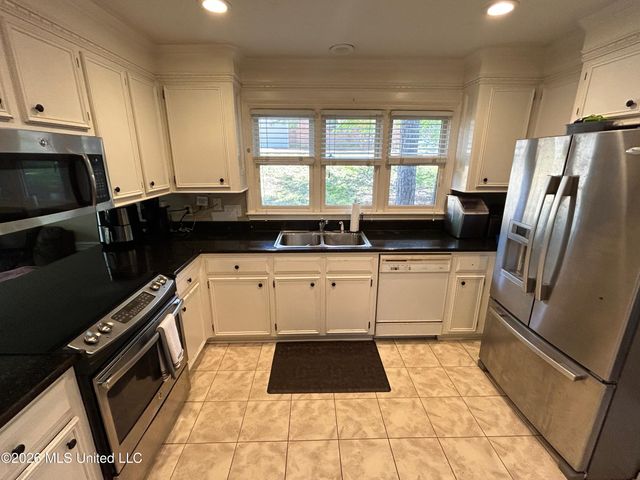 109 Napa Valley Drive, Clinton, MS 39056