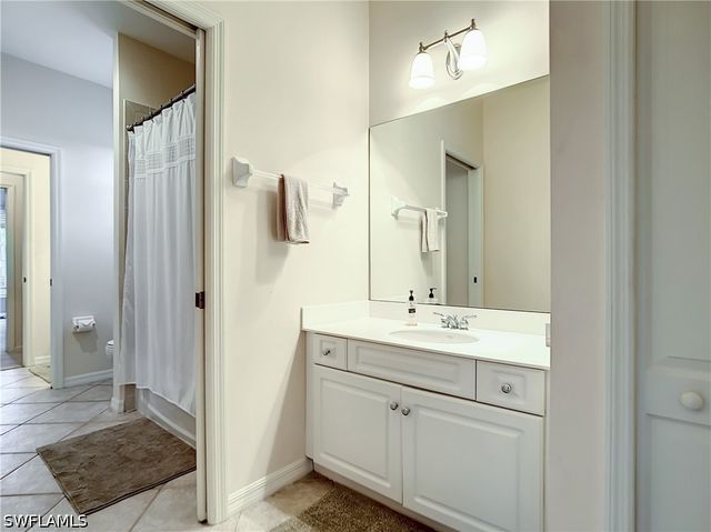 8359 Laurel Lakes BLVD, Naples, FL 34119