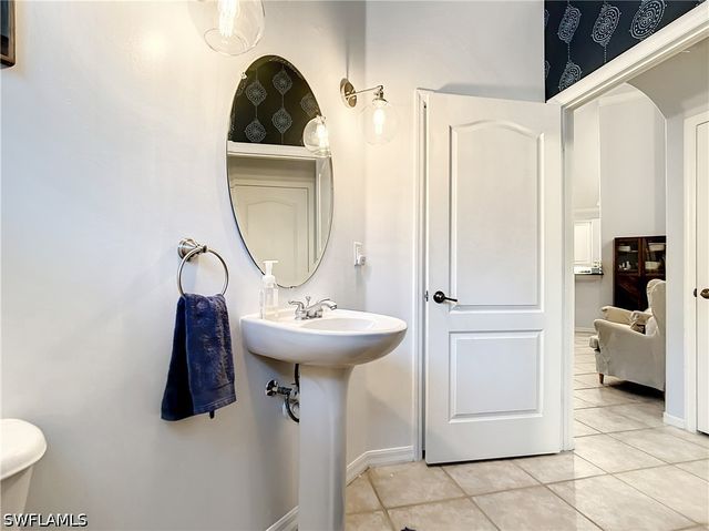 8359 Laurel Lakes BLVD, Naples, FL 34119